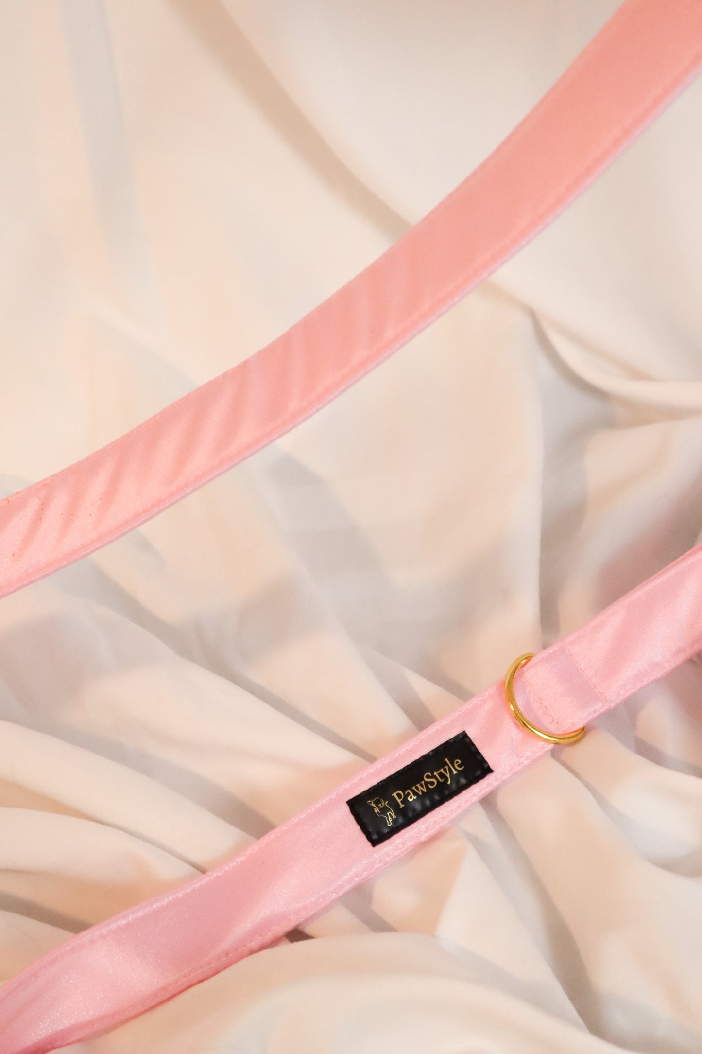 Doguette Light Pink Satin Leash