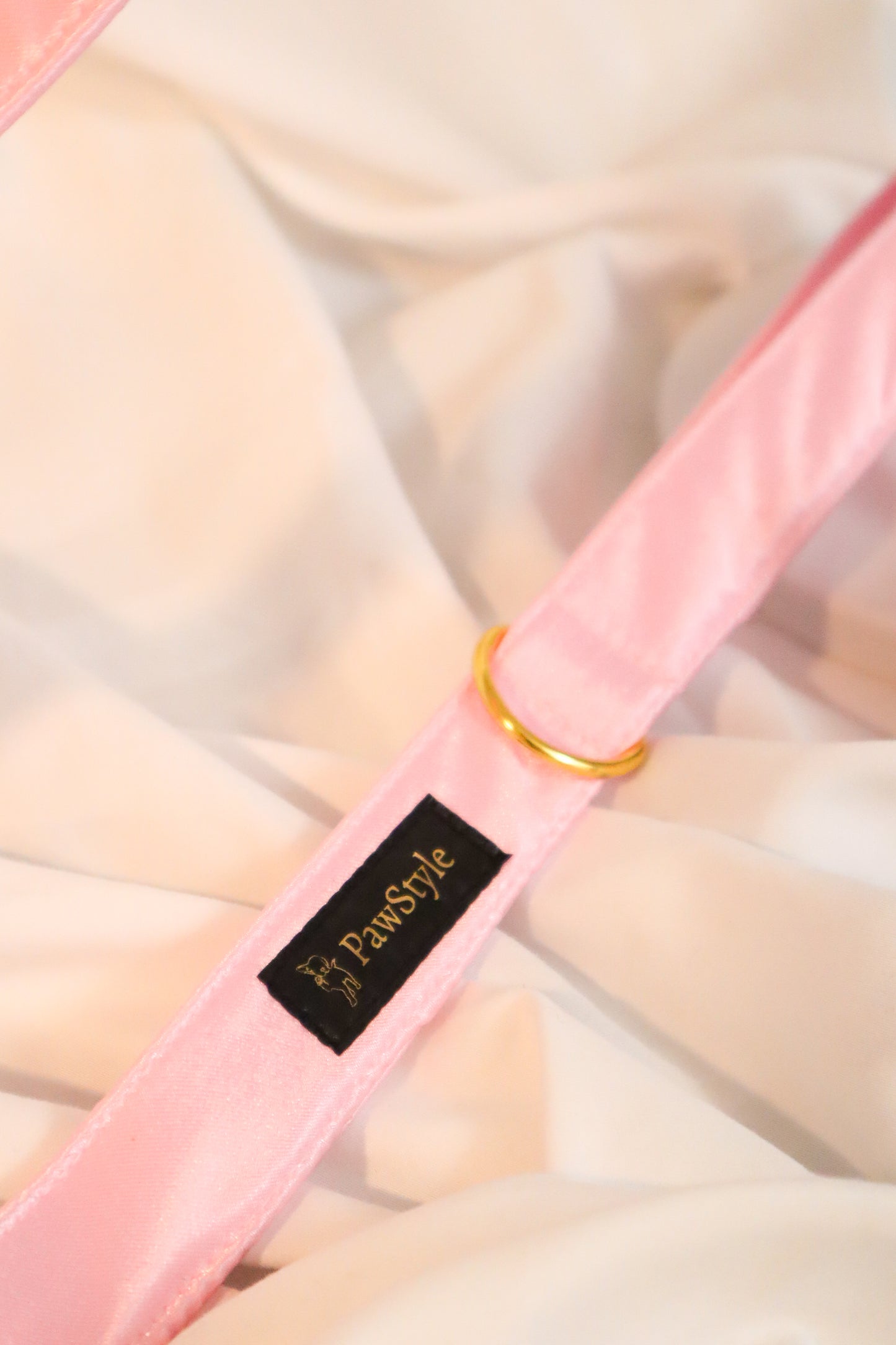 Doguette Light Pink Satin Leash